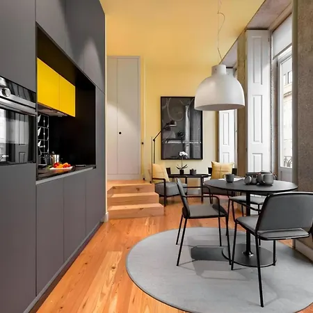 Center- 2 W Ac Apartment *